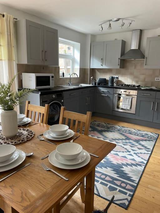 Villa Stylish 3 Bed House Hitchin Esterno foto